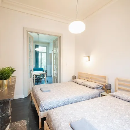 Charming Nationale Street Διαμέρισμα